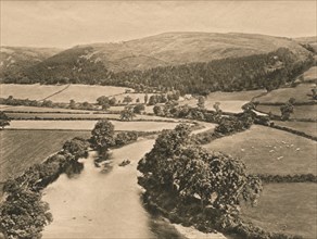 'The Dee Valley, from Glendower's Mound', 1902. Artist: Unknown.