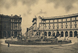 'Roma - Esedra Square and the Naiades Fountain', 1910. Artist: Unknown.