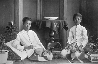 Two Siamese gentlemen, 1902. Artist: Unknown.