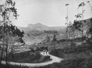 'Blick vom Ramboda-Pass nach Sudosten auf Nuwara Eliya und den Hakgalla-Felsen', 1926. Artist: Unknown.