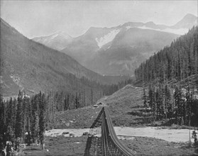 'The Loop Valley', 19th century. Artist: Unknown.