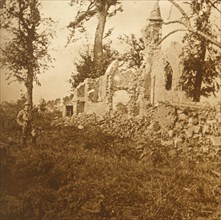 Ruined chapel, 1914-c1918. Artist: Unknown.