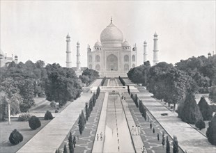 Agra. The Taj Mahal', c1920