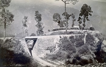 'The loop at Agony Point at Tindharia on the Darjeeling Himalayan Railway', 1880s. Artist: Unknown