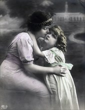 A mother and her little daughter, c1910. Artist: Unknown