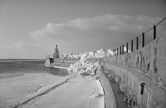 Winter at Borstahusen harbour, Landskrona, Sweden, 1940s. Artist: Unknown