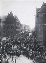 Swedish aviation pioneer Enoch Thulin's funeral procession, Landskrona, Sweden, 1919. Artist: Unknown