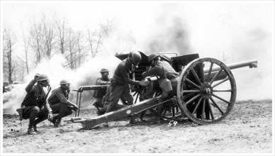 Artillery training, Fort Sheridan, Illinois, USA, 1932. Artist: Unknown