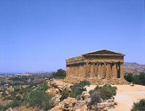 Temple of Concord, Agrigento, Sicily, Italy.
