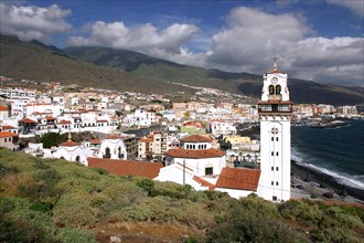 Church and bay, Candelaria, Tenerife, 2007.