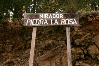 Mirador Piedra la Rosa, signpost, Tenerife, Canary Islands, 2007.