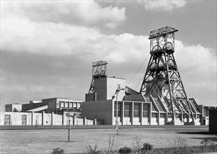 Lea Hall Colliery, Rugeley, Staffordshire, 1961.  Artist: Michael Walters