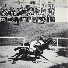 Salvator beats Tenny by a 'throat latch', Sheepshead Bay Race Track, New York, USA, 1890. Artist: Unknown