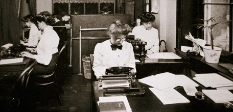 Women working in a typing pool, 1900. Artist: Unknown