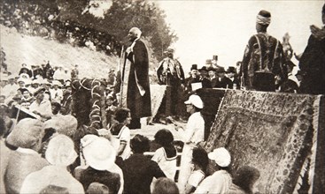 Lord Balfour speaking at the Hebrew University, Jerusalem, Palestine, 1927.  Artist: Topical Press Agency
