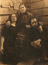 Russian author Leonid Andreyev with his mother and sister, early 20th century. Artist: Unknown