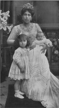 Princess Victoria Melita of Saxe-Coburg and Gotha with her daughters Maria and Kira, c. 1907.