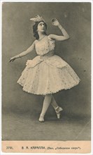 Ballet dancer Vera Karalli in the Ballet Swan Lake, c. 1910.