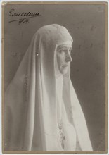 Grand Duchess Elizabeth Fyodorovna in the monastic habit, 1914.