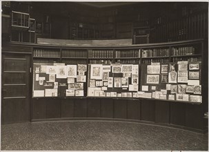 The Mnemosyne Atlas at the Reading room of the Kunstwissenschaftliche Bibliothek Warburg, 1927.