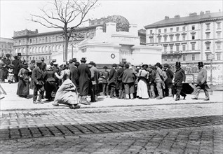 View of the Secession Exhibition Building from Gemüsemarkt, 1899.