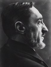 Portrait of the writer Ivan Sergeyevich Shmelyov (1873-1950), 1920s.