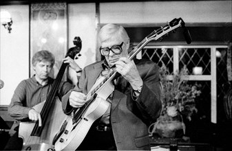 Mundell Lowe and Bill Coleman, Watermill Jazz Club, Dorking, 2001. Artist: Brian O'Connor.