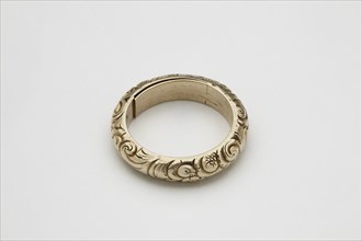 Ring with concealed inner compartment, 19th century. Artist: Unknown.