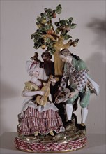 'Group at the foot of an apple tree', Meissen porcelain, in this German city there's a factory s?