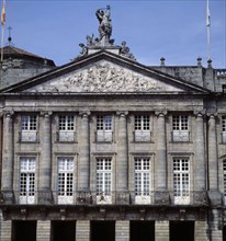 Rajoy Palace, now the Town Hall of Santiago de Compostela, built by Carlos Lemaur, the  sculpture?