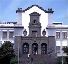 Façade of the University of La Laguna.