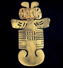 Anthropomorphic figure in gold, from the archaeological site of Tolima.