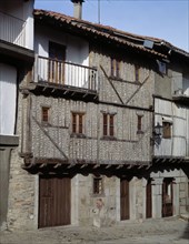 Street of La Alberca (Salamanca), and a house façade.