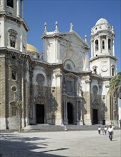 Cathedral of Cadiz, detail of the façade.