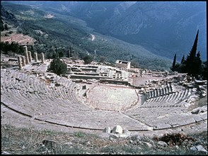 Overview of the theater of Delphi.
