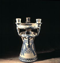Muel ceramic candelabra, workshop of recovery of ancient potteries of the 15th and 16th centuries.