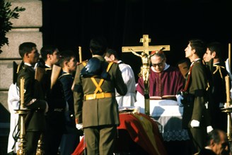 Burial of Francisco Franco Bahamonde, when the 'Misa  corpore in sepulto' at the Royal Palace in ?