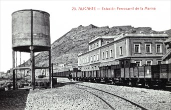 Marina Railroad Station in Alicante, 1920.