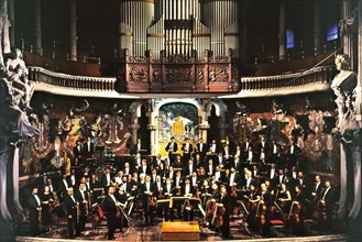 The OCB (Orquesta Ciutat de Barcelona i Nacional de Catalunya) on stage at the Palau de la Música?