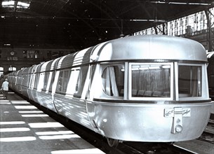 Articulated lightweight Talgo Train, 1950.