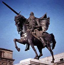 Equestrian monument in the city of Burgos dedicated to Rodrigo Diaz de Vivar, known as El Cid. (1?