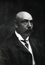 Julio Marial and Tey, (Barcelona, ??1853-1929), businessman and politician, master builder, feder?