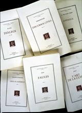 Several copies of samples of classic books of the Bernat Metge Foundation, published in Barcelona?