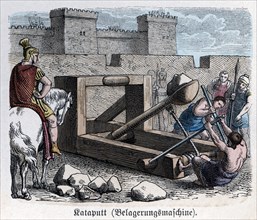 Siege to a city, Roman soldiers carrying a slingshot to knock down the walls, engraving 1866.