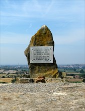 Monolith at the high point where the defense of the 'Tossal del Deu' known as 'El Merengue' was h?