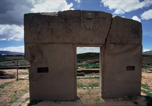 Sun Gate, monolith decorated with god Viracocha, in the ruins of Tiahuanaco.