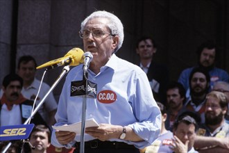 Marcelino Camacho (1918-2010), a Spanish trade unionist miting.