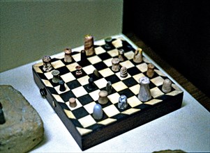 Chess game, from Sakkara preserved in the National Archaeological Museum of Cairo.