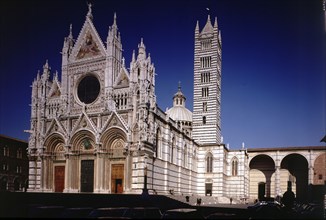 Exterior view of the Cathedral of Siena.
