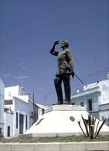 Monument in Jerez de los Caballeros hometown of Vasco Nuñez de Balboa (1475-1517), Spanish conque?